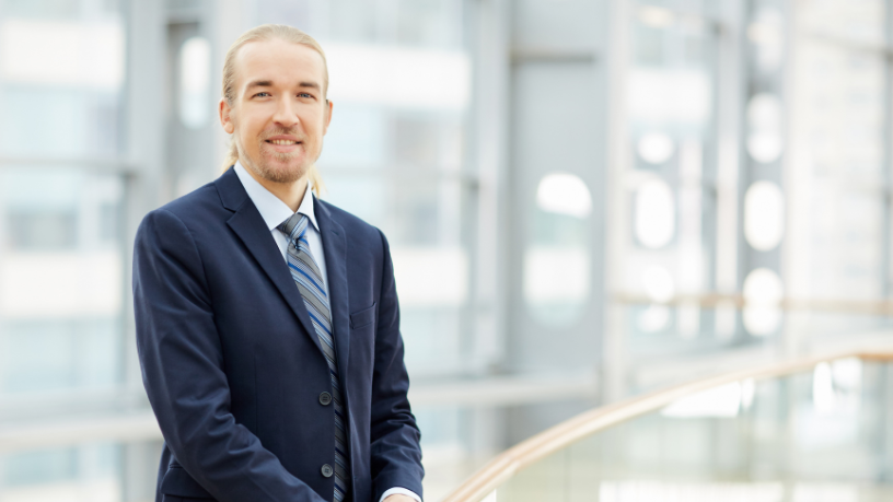 Carlos Eduardo Rosalba Padilha destaca cómo la pericia financiera aclara disputas contractuales y apoya decisiones justas.