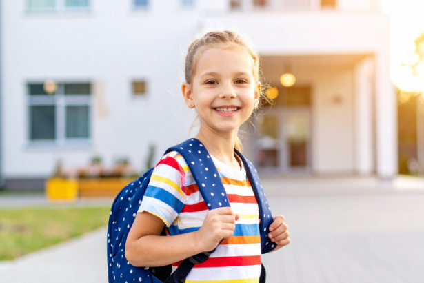 Sergio Bento de Araújo explica cómo la educación financiera en las escuelas prepara a los estudiantes para decisiones responsables.